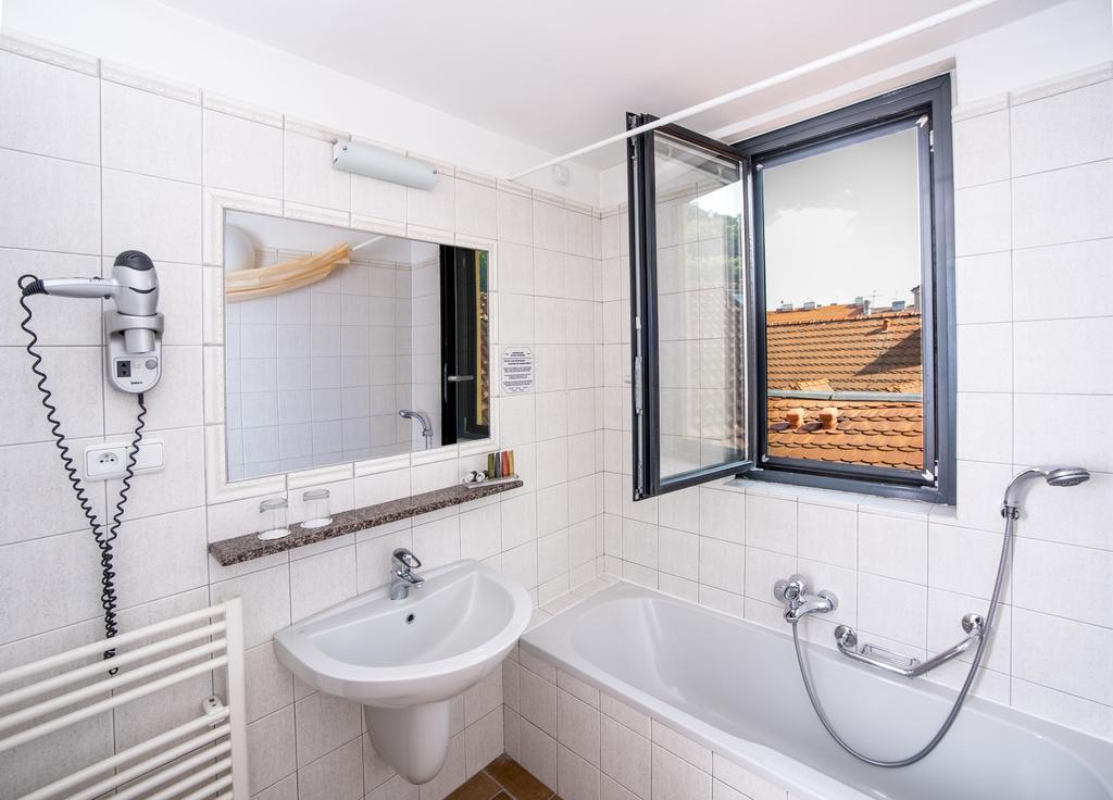 Suite (4 Erwachsene)